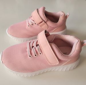 Girls Running Shoe Pink